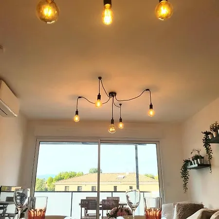 T2 Neuf Avec Terrasse - Proche Des Plages *